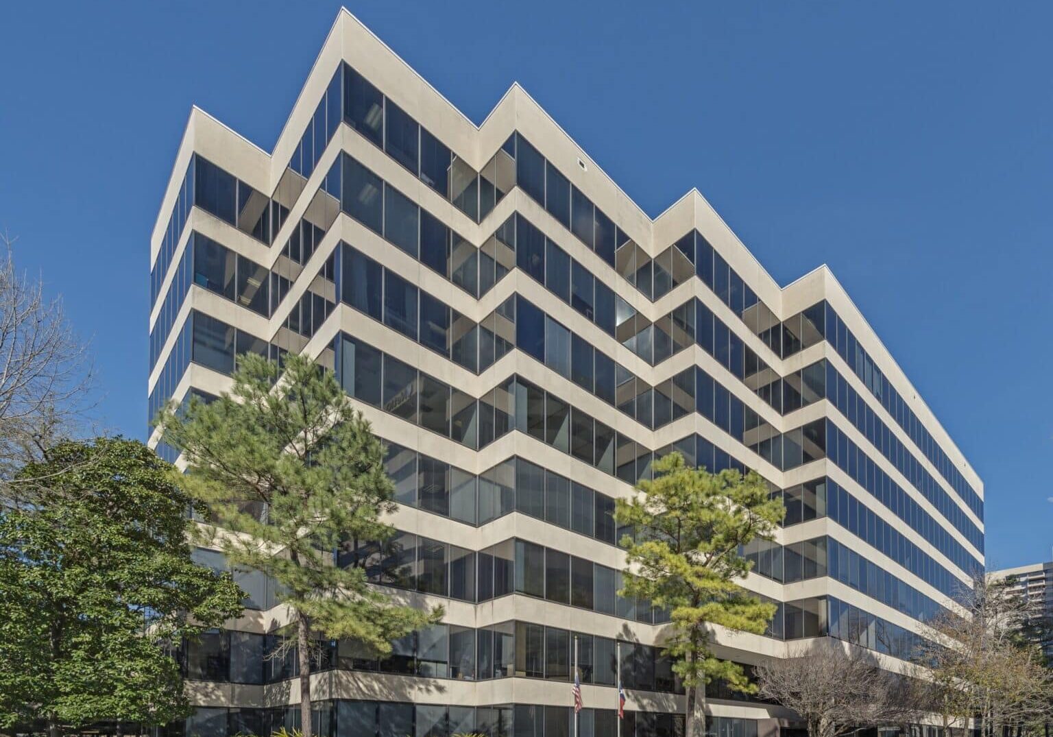 outside view of griffin partners commercial property building