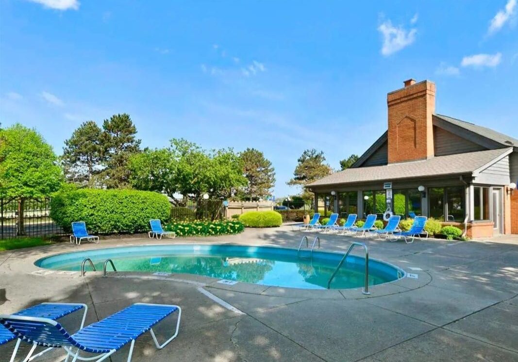outside view of North York Residential Brittany Bay Properties pool in Groveport, Ohio